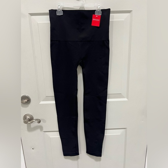 SPANX by Sara Blakely Black Textured Leggings NWT size XL - Picture 1 of 5